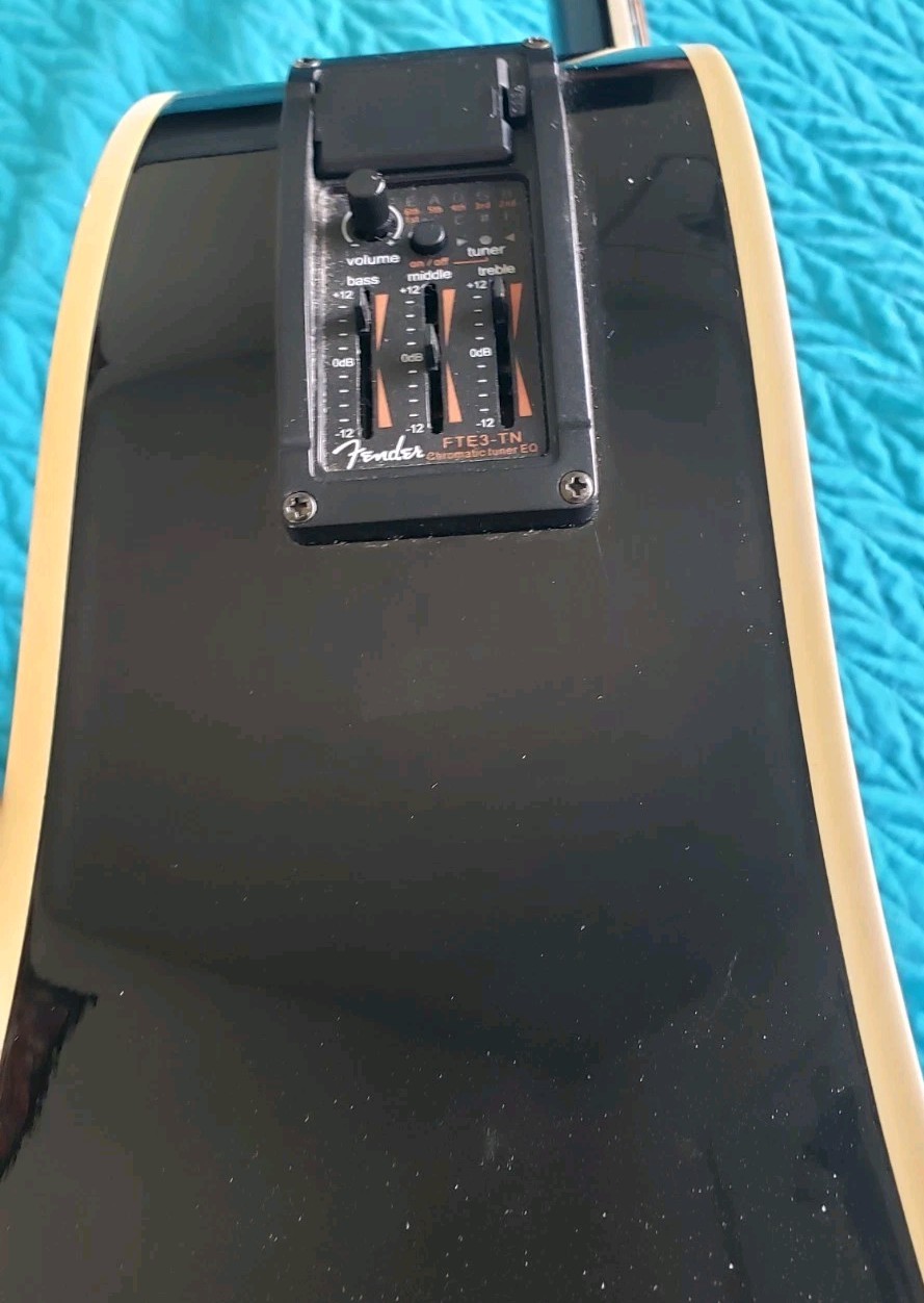 Fender T-bucket Electric Acoustic Guitar 300CE As-is