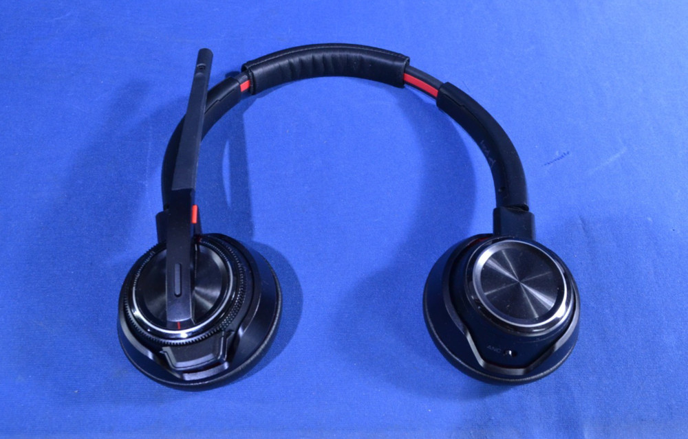 Poly Savi 8420 Office Wireless DECT Stereo Headset (J031303)