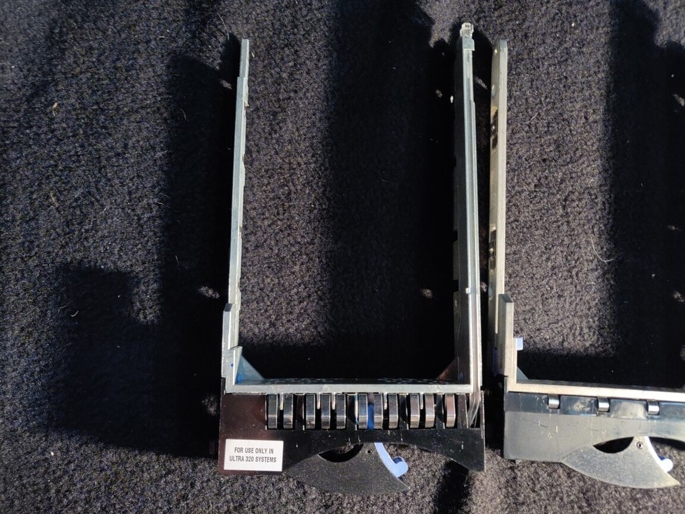 4 server rack caddy brackets