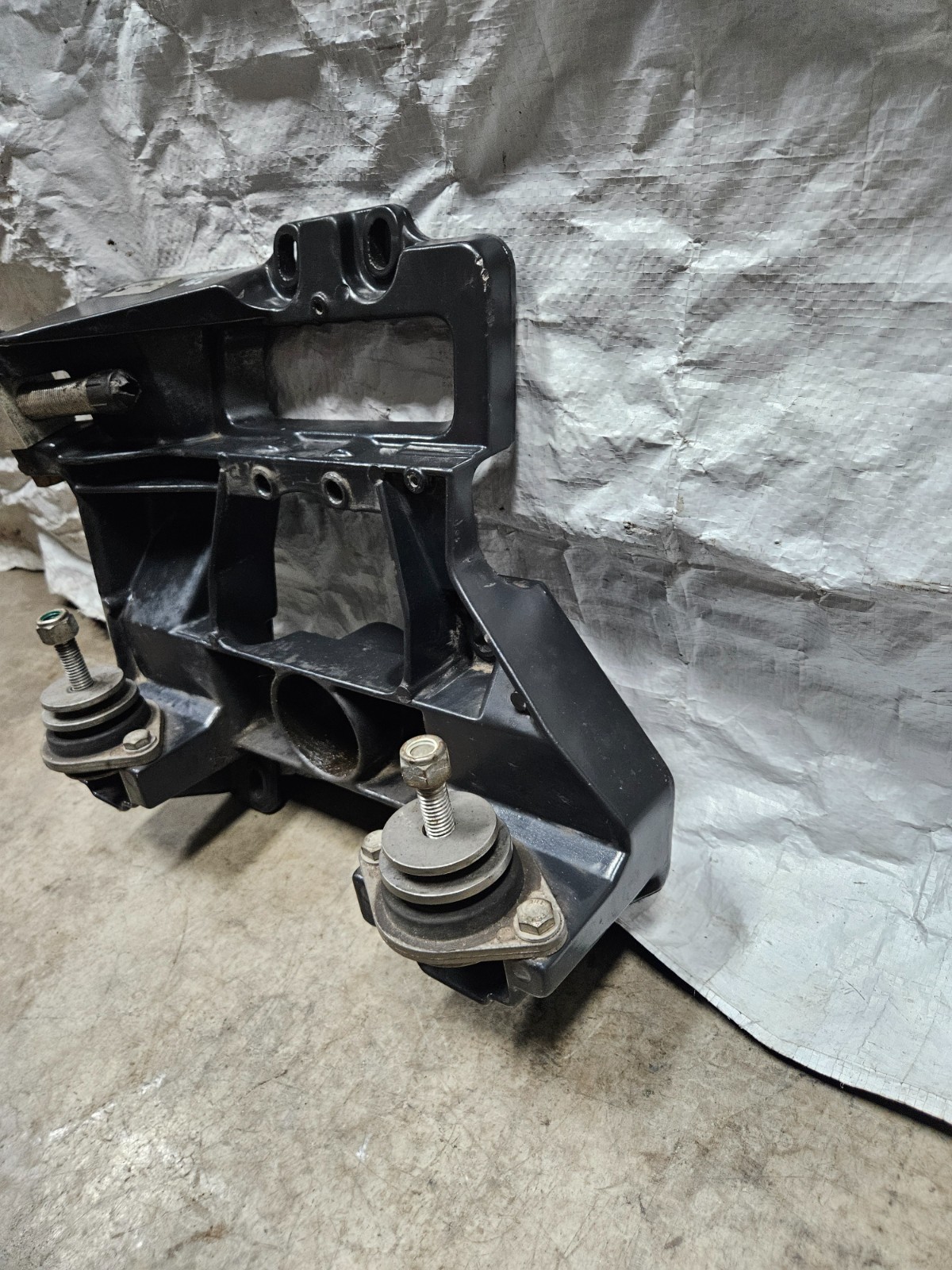 OMC Cobra Volvo SX 5.0 Out Drive Inner Transom Plate Mount 3868030 3652273