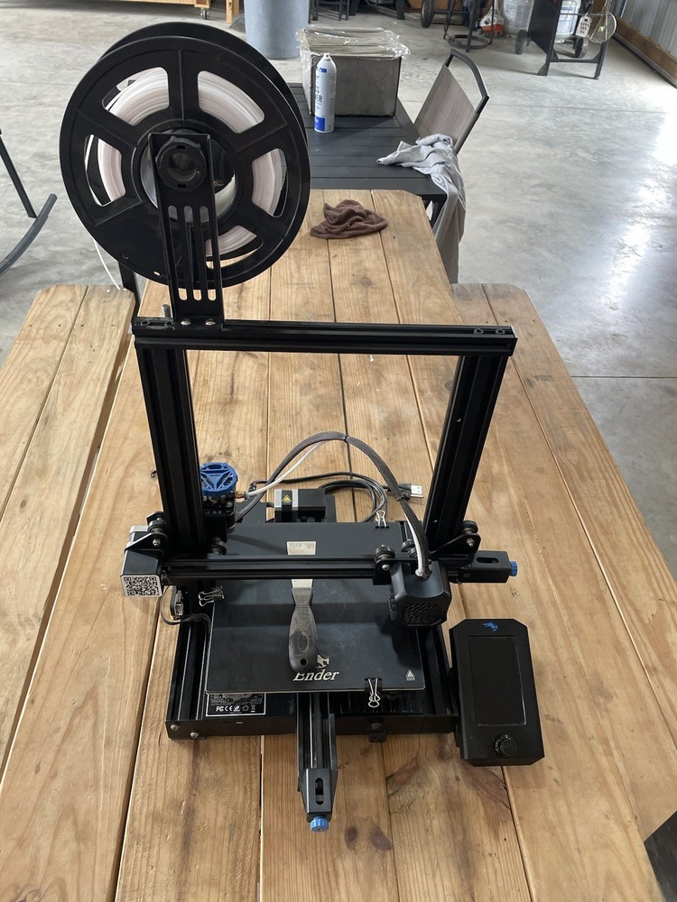 Ender 3 V2 3D Printer