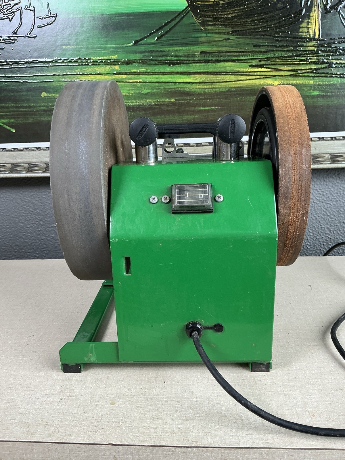 TORMEK Super Grind 2000 Water Cooled Knife Sharpening Machine - Sweden