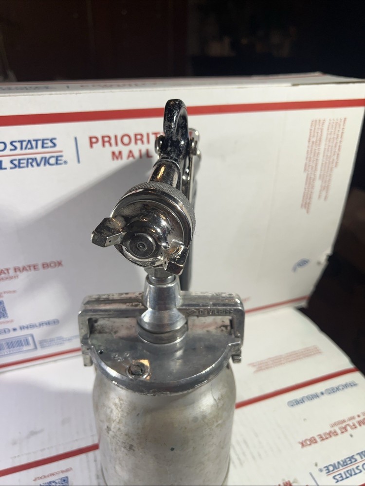 Binks Model 7 Spray Gun