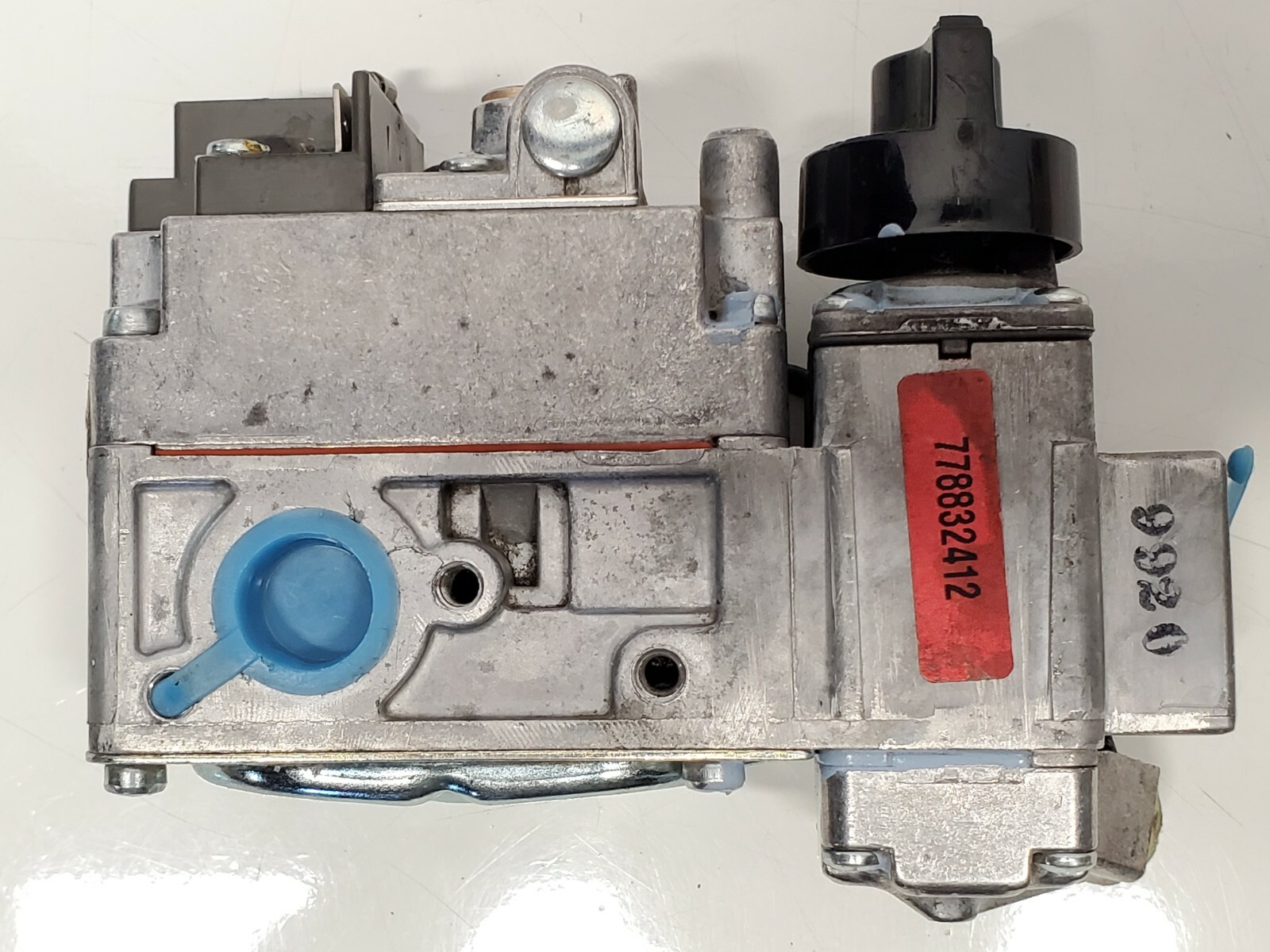 Robert Shaw Grayson 7000 MVRLC-LP 778-832-412 Valve Max 1/2 PSI Millivolt Only