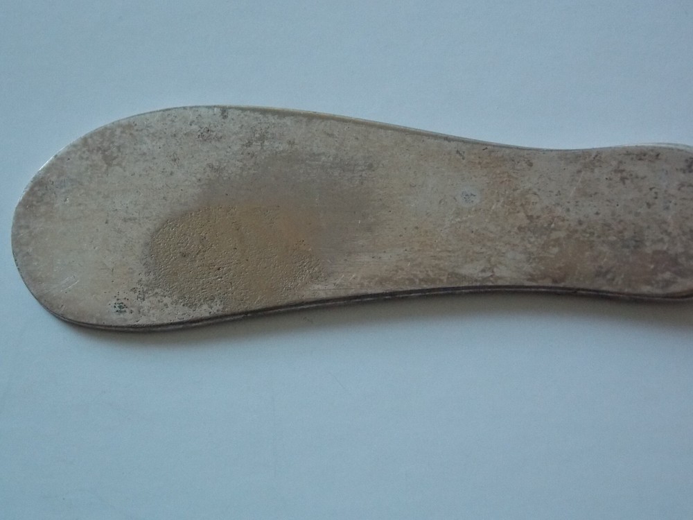 1937 Lynnbrook Pattern Butter Knife Racebrook Silverplate