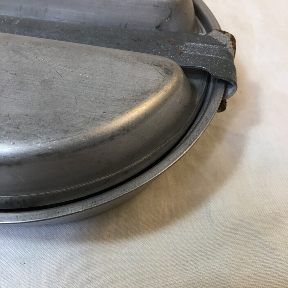 WWII US Army 1945 Leyse Mess Kit No Utensils