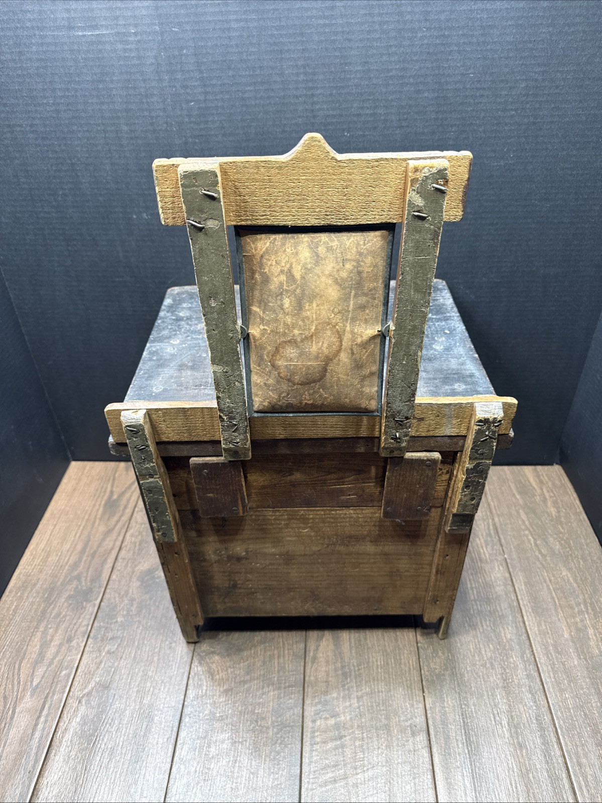 “ ANTIQUE EARLY 1900’s SALESMAN SAMPLE MINATURE FURNITURE DISPLAY WITH MIRROR “