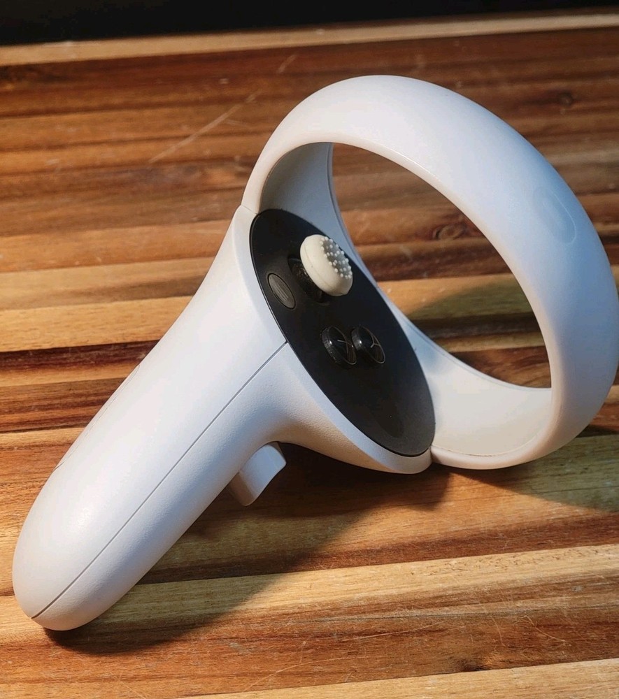 Meta Quest 2 LX39EM Controller LEFT Hand Only