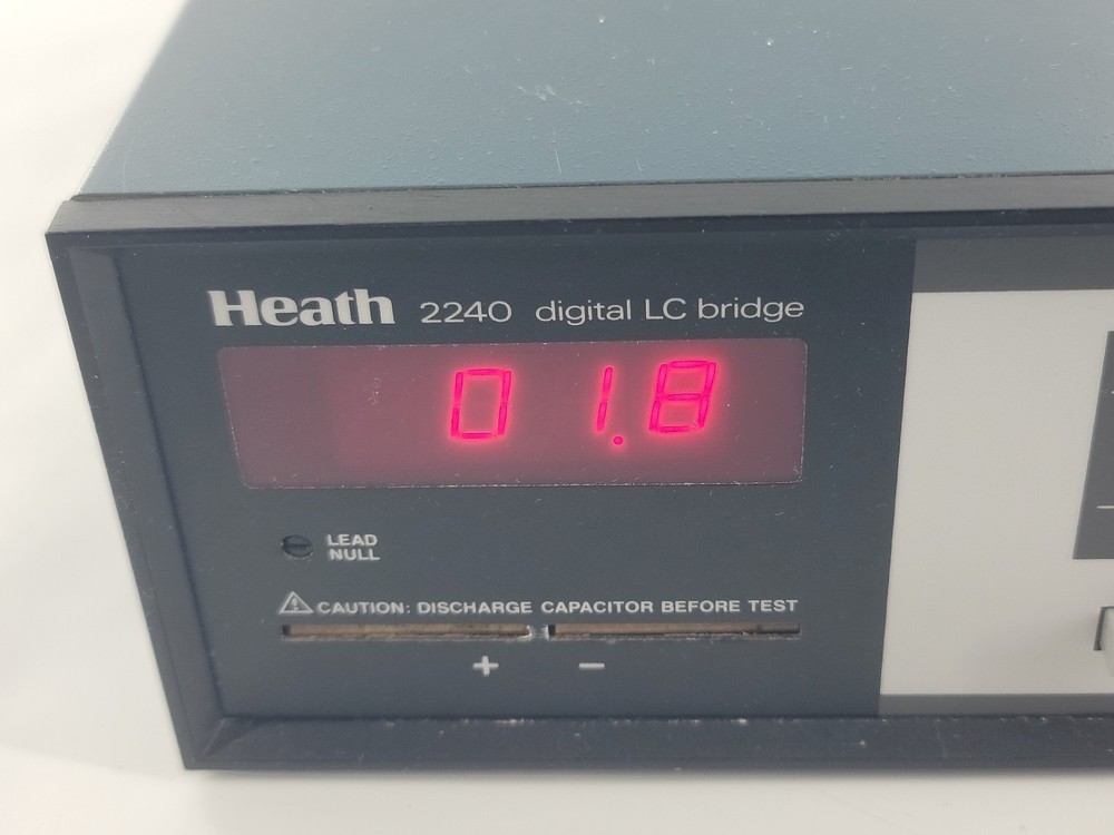 Heathkit IT 2240 Digital LC Bridge Powers On Working