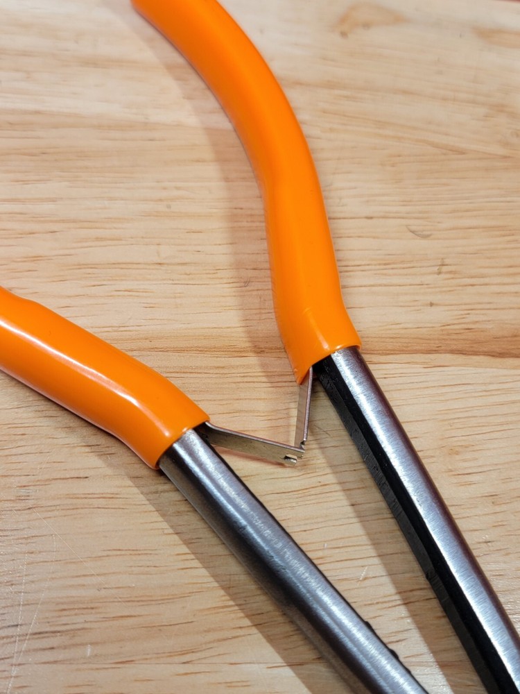 Mac Tools NICE P301731 11” Long Spring Loaded ORANGE Handle Needle Nose Pliers