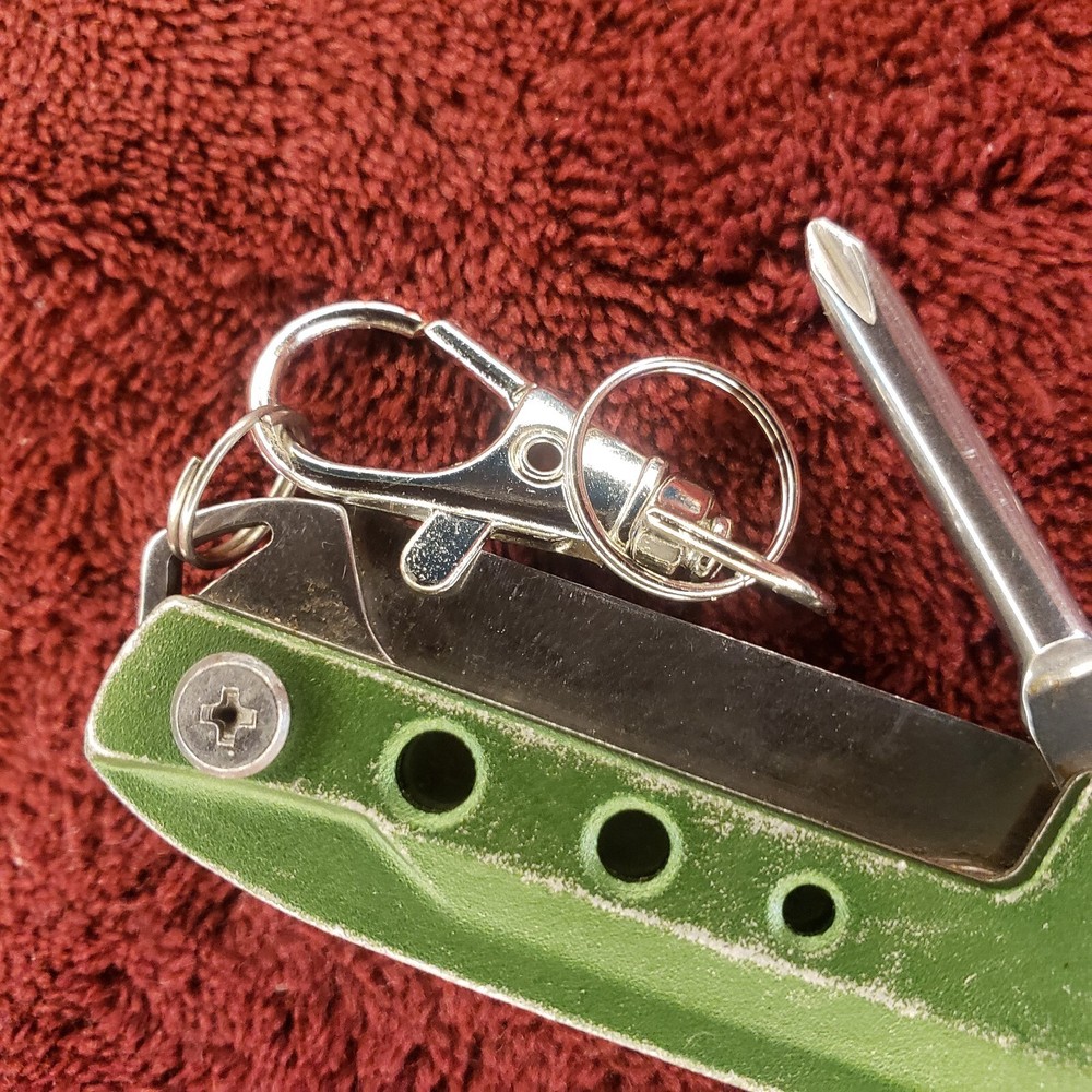 Cabelas Multi Tool Green