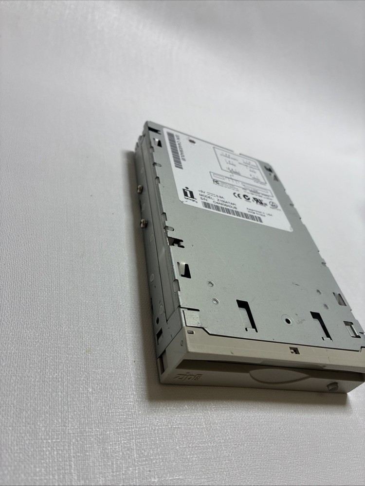 Iomega Z100ATAPI Zip 100 Internal 3.5" Drive