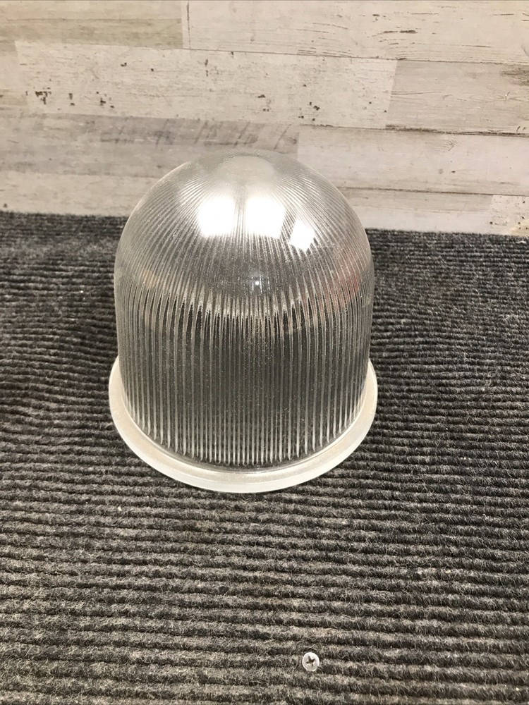 Appleton AAGL-25PR Prismatic Globe