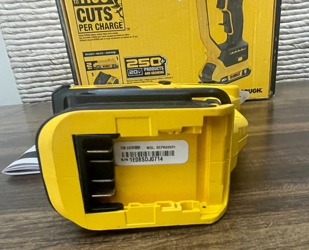 DeWALT 20V MAX Cordless Multi Use Pruner Kit - DCPR320D1 - New Tool Only!