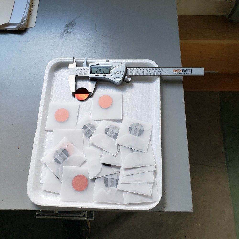 Optical Filter 330WB80 UG11 Red Blocker 25mm Diameter