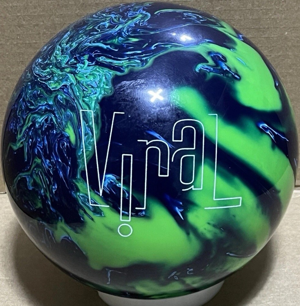 Hammer Viral Solid 14 lb Bowling ball New with Original Box