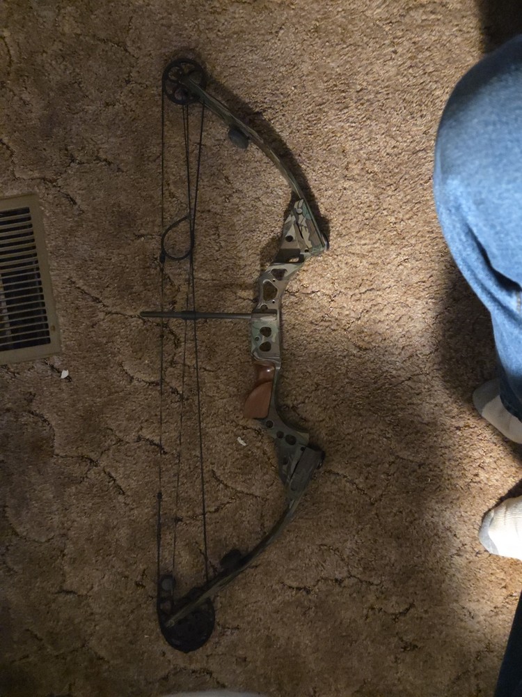 Mathews SE4 Solo Cam Compound Bow RH