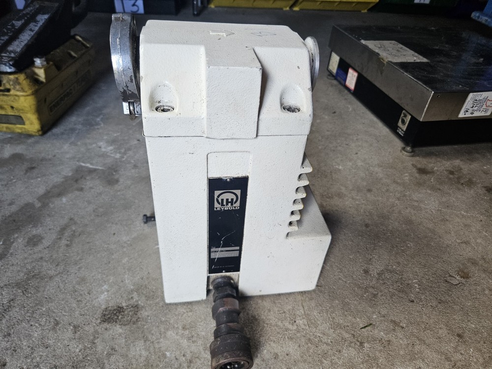 Leybold Heraeus AR40-65 Exhaust Filter