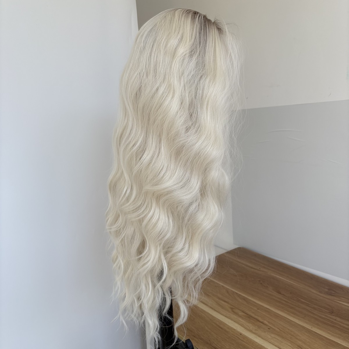 T Lace Front Wig Layered Synthetic Hair Heat Resistant Long Wavy Ombre Blonde