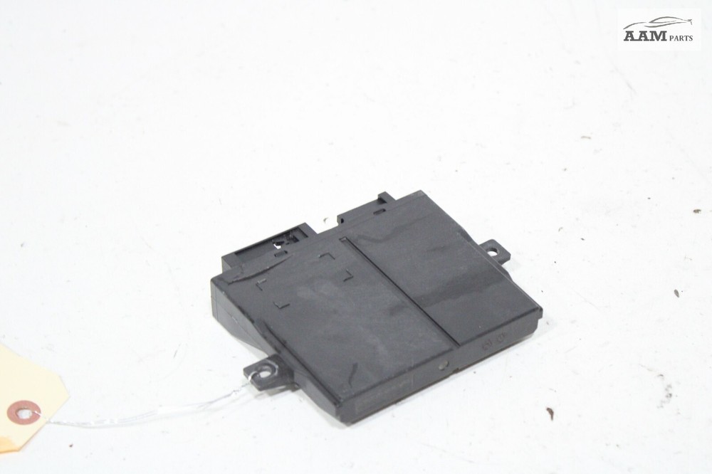 2018-2024 FREIGHTLINER CASCADIA FRONT RIGHT SIDE DOOR CONTROL MODULE OEM