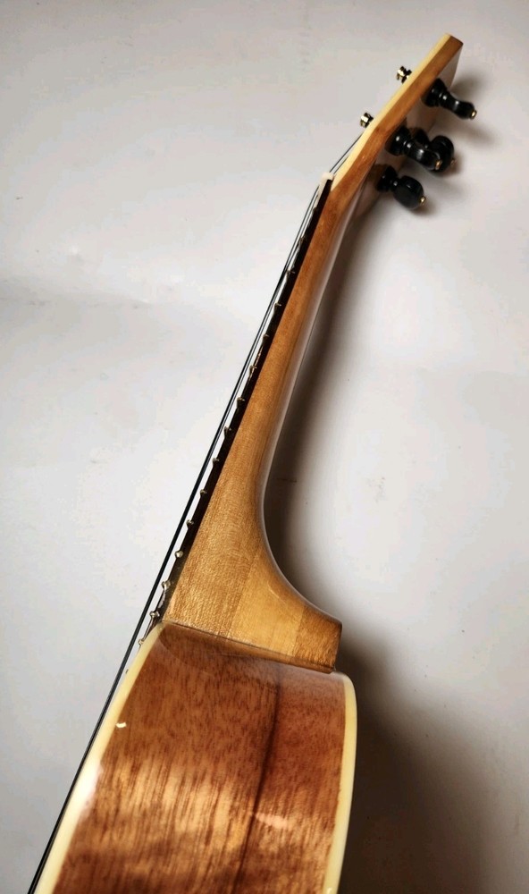 4 String Ukulele Bushman BU70 Model Soprano Uke