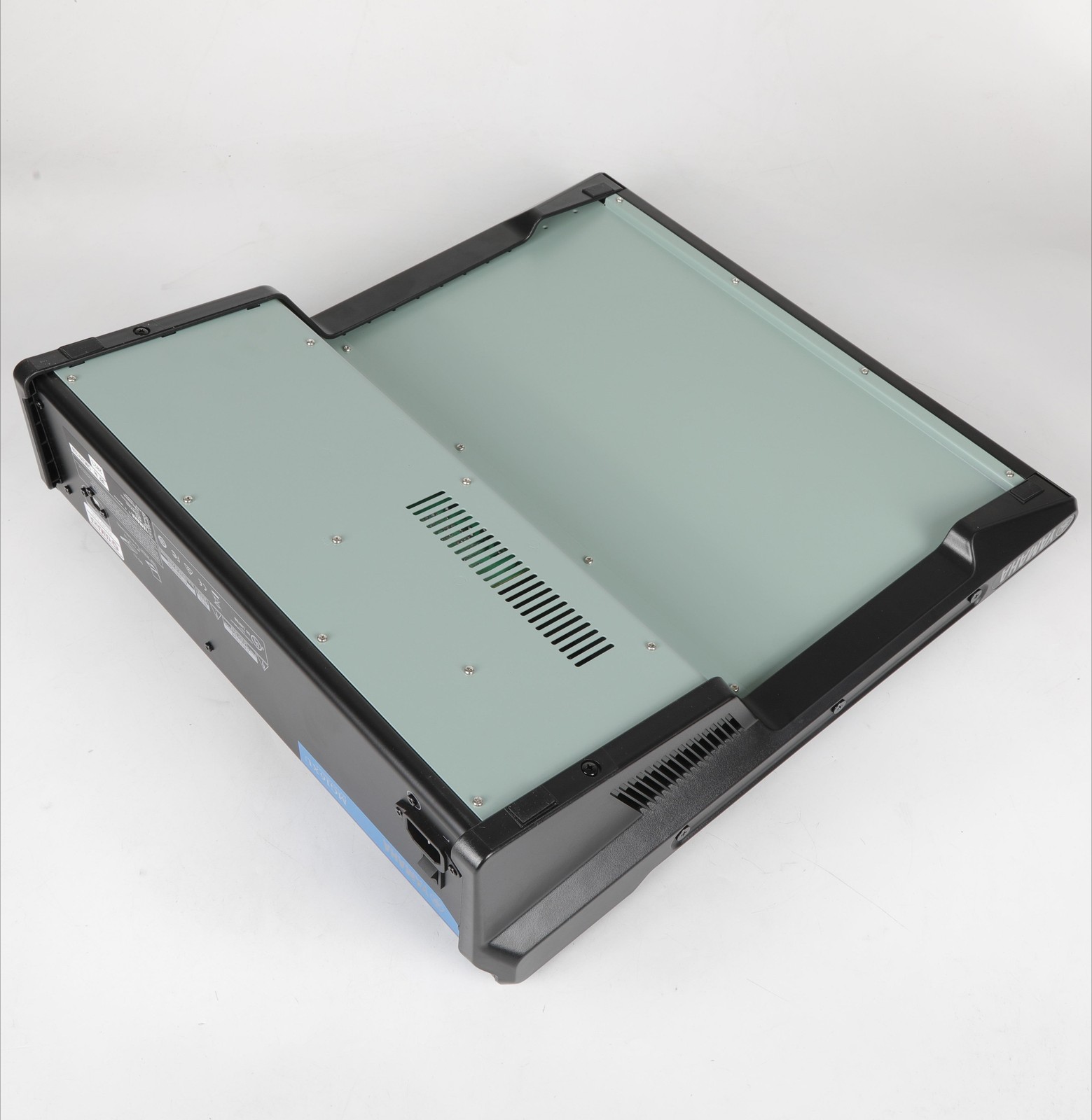 NEW Yamaha MG16XU Channel Mixer With USB And Effects