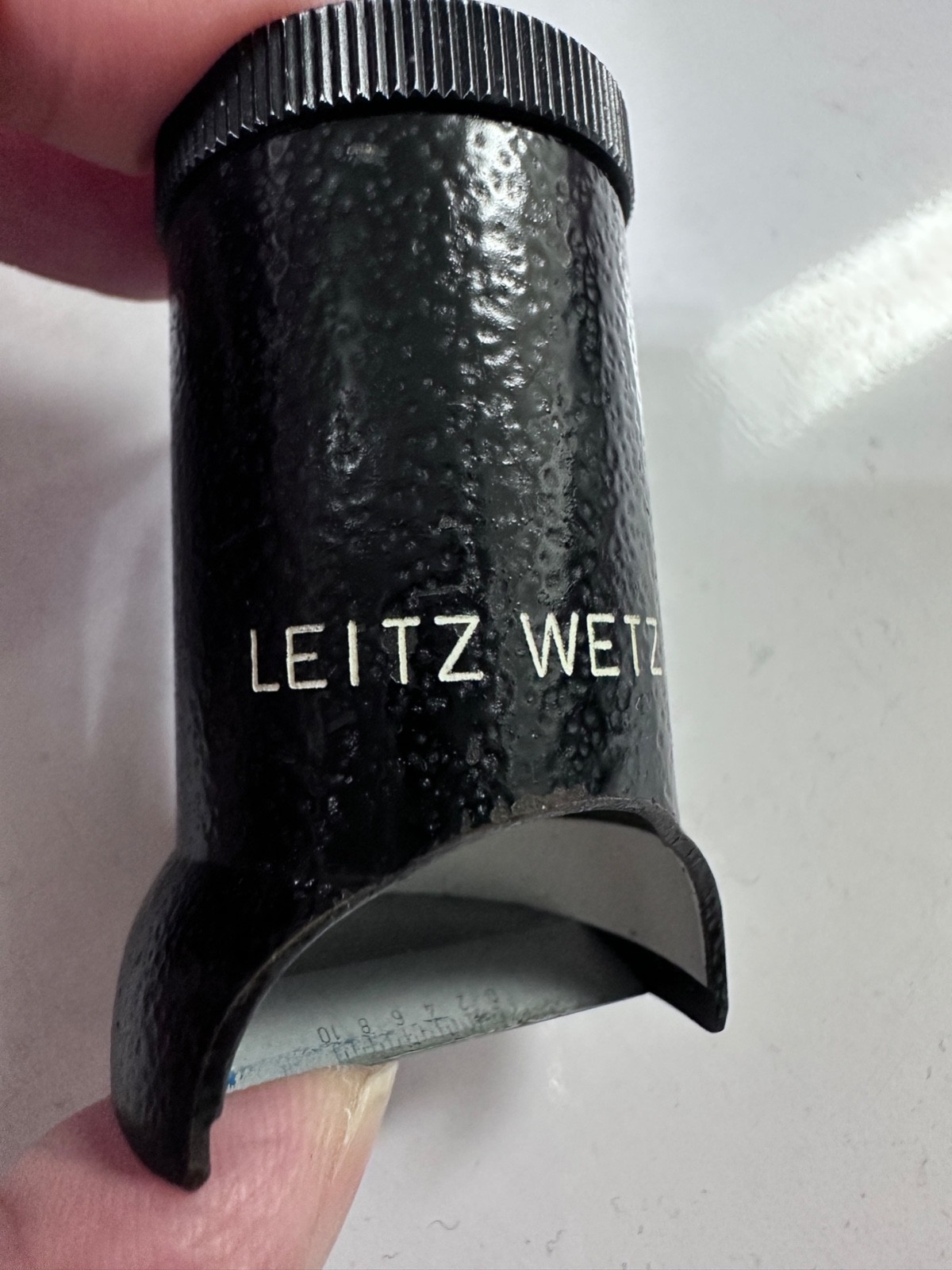 LEITZ WETZLAR Germany 8x Loupe Scale Measuring Magnifying Glass