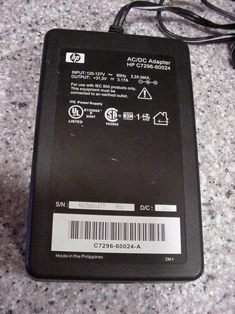 HP POWER ADAPTER C7296-60024