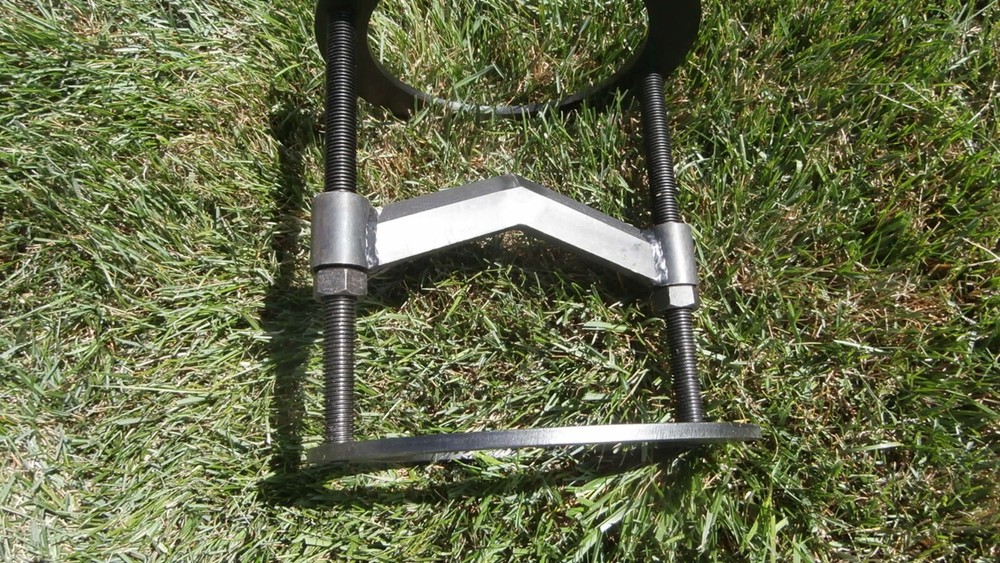 Firewood Kindling Splitter Closed Top Ring Design.