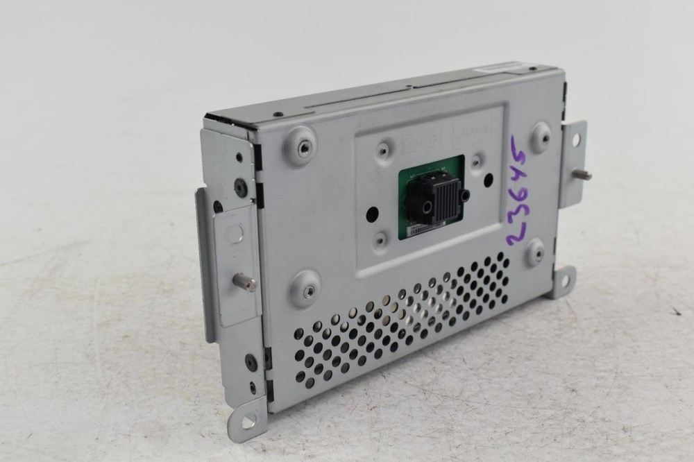 2013 Ford Escape 8 Display Screen OEM Used, Reprogramming Required