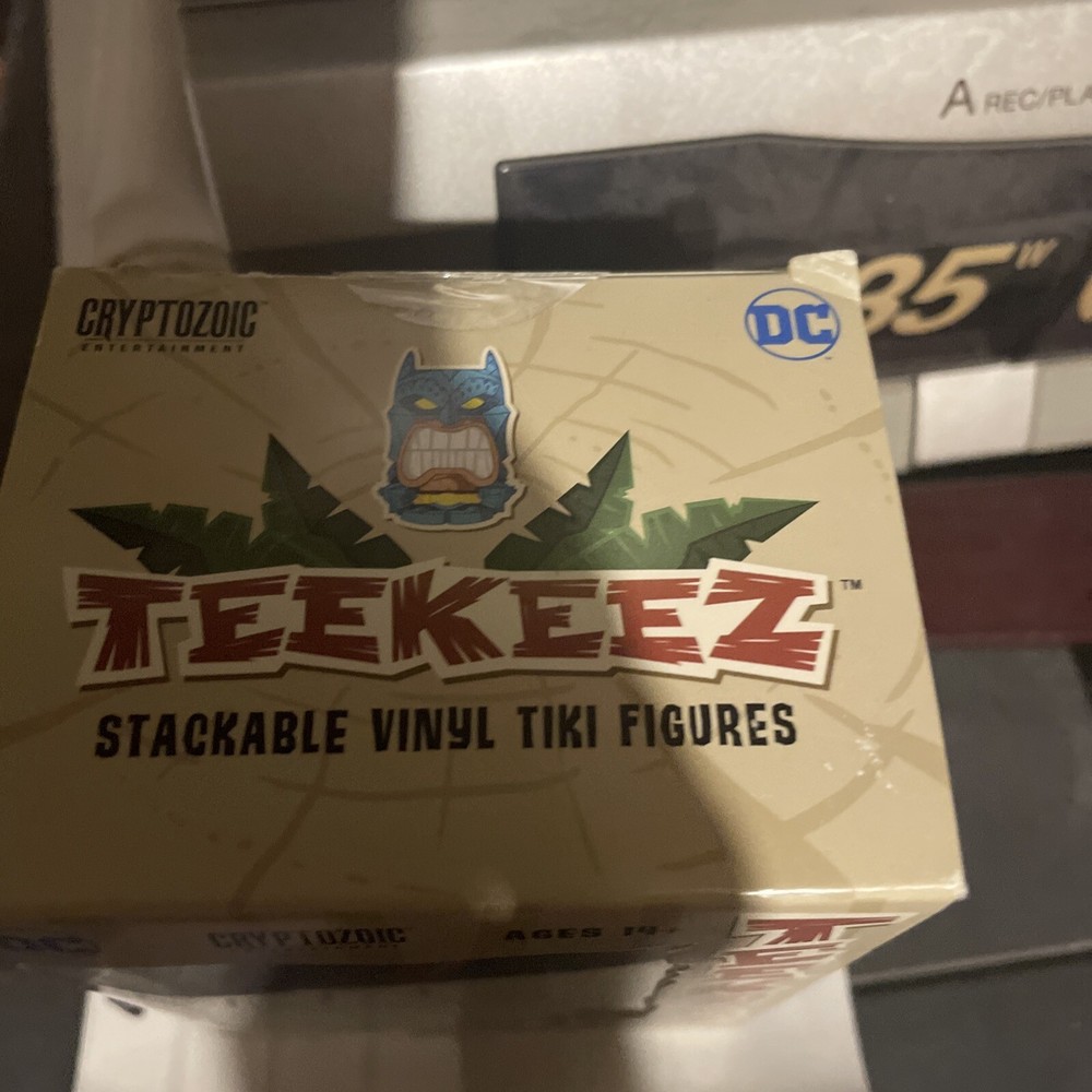 Cryptozoic Teekeez Batman 2019 Classic NIB A4