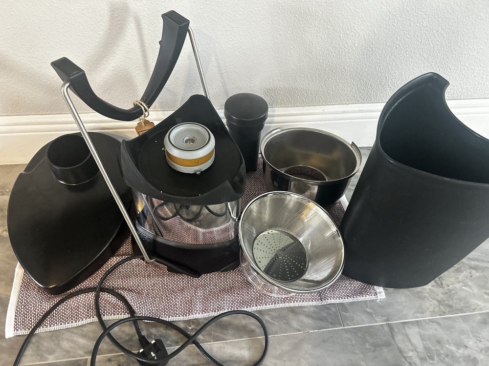 Commercial Juice Extractor
