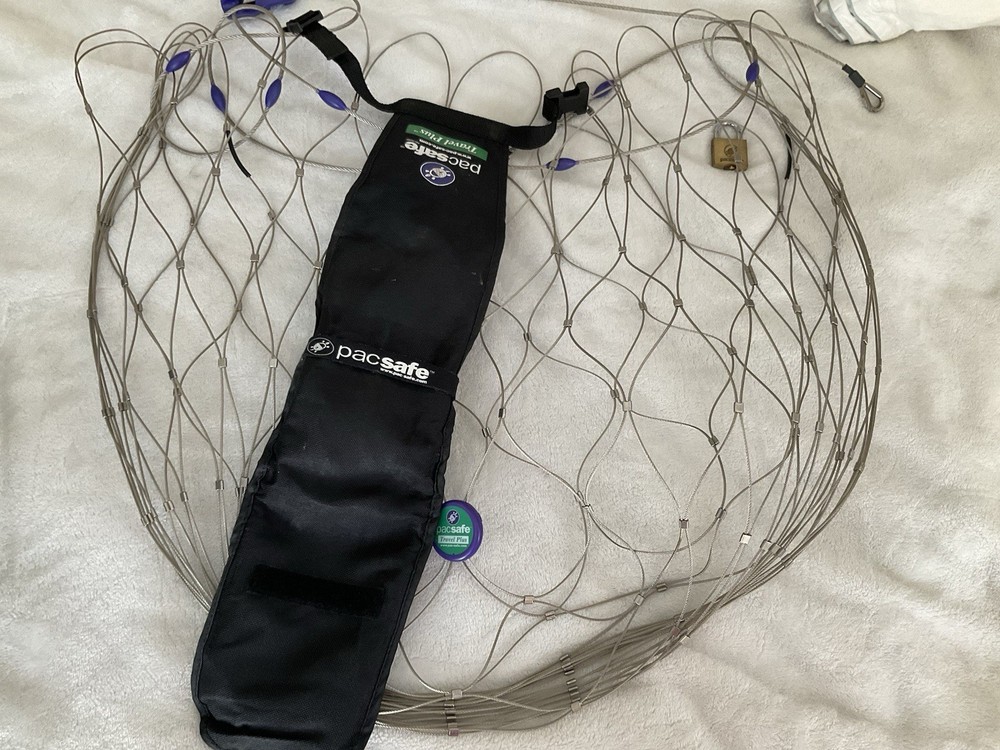 Pacsafe Bag protector backpack stainless steel mesh locking 2 ft x 15” Adjustabl