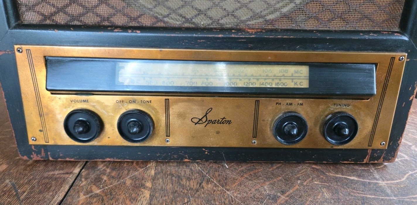 Vintage MCM Sparton Model 121 AM/FM Band Tube Radio Working!