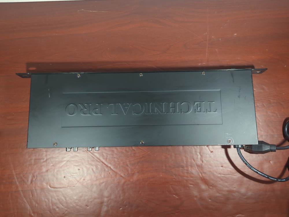 Technical Pro dB-B28