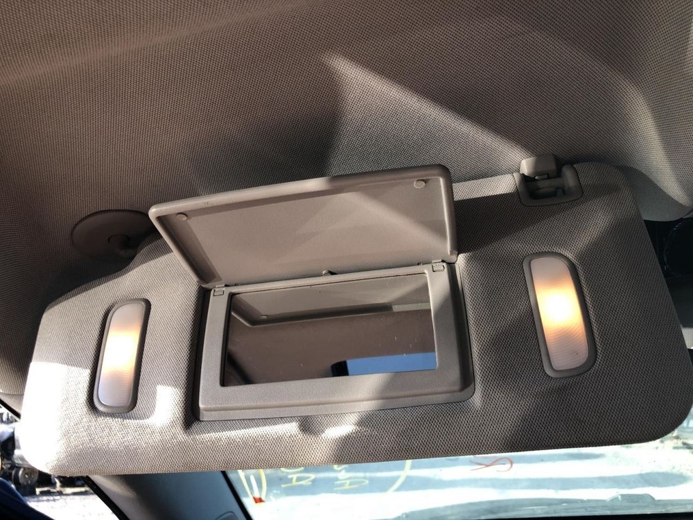 Sun Visor Left Driver Fits 10-14 SRX 961523