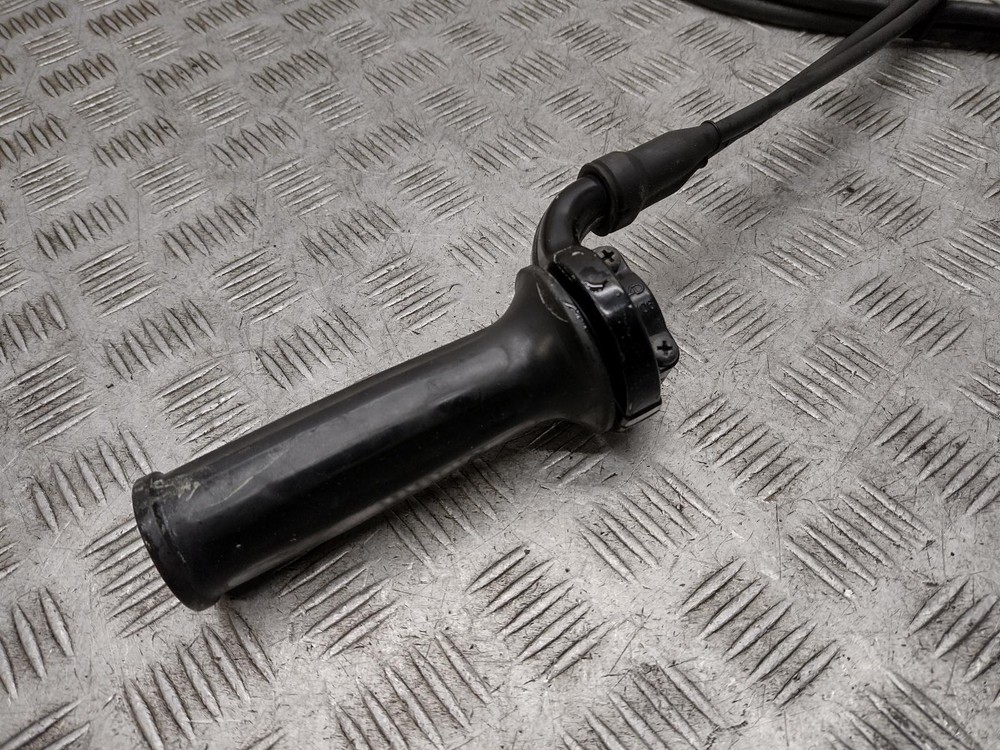 2007 TRIUMPH TIGER 1050 Throttle Cables
