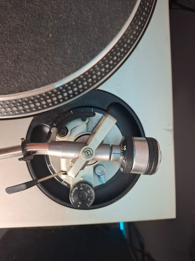 Technics SL-1200MK2 DJ Turntable - Silver
