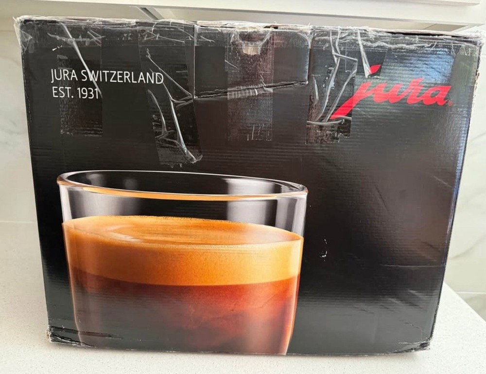 Jura E8 Automatic Coffee Machine Piano White