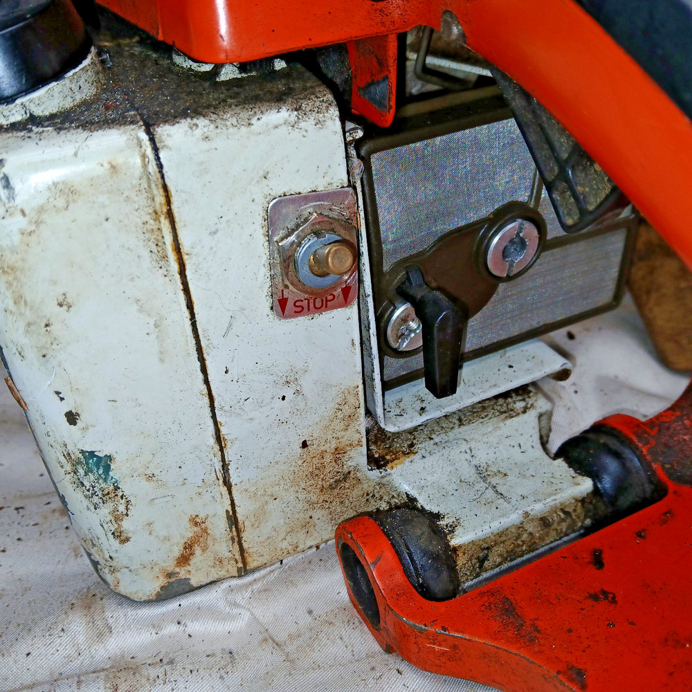 STIHL CHAINSAW, MODEL 031AV ELECTRONIC, PROJECT SAW, HAS SPARK & COMPRESSION