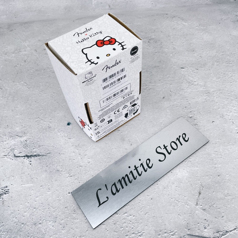 Fender x Hello Kitty Fuzz White Guitar Effect Pedal Compact Effector Limited JP
