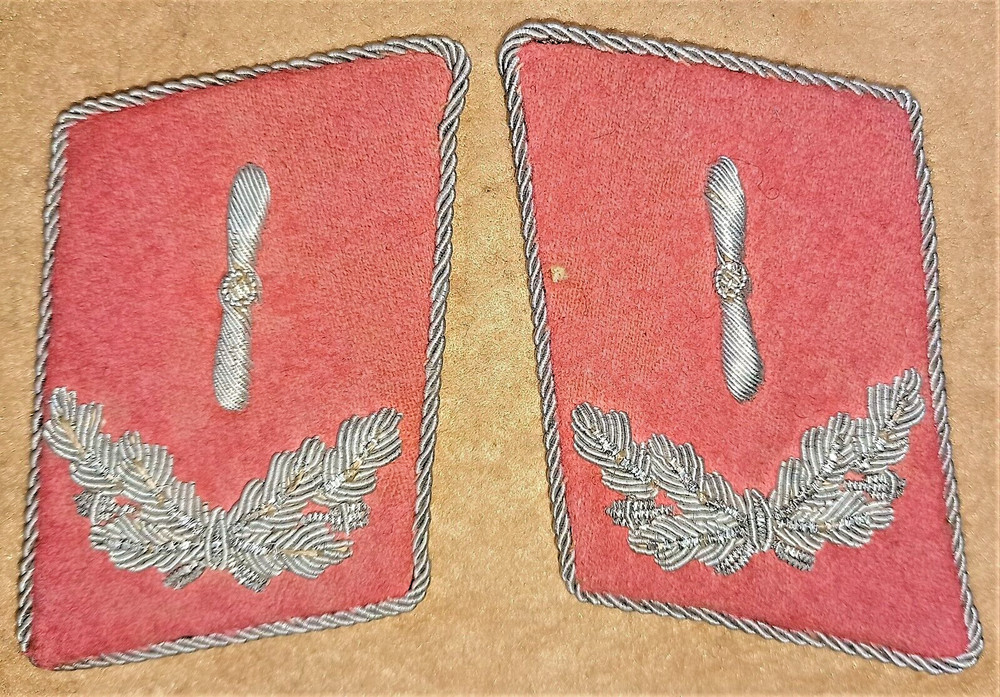 Luftwaffe Flieger-Ingenieur Flight Engineer Collar Tab Pair, Germany
