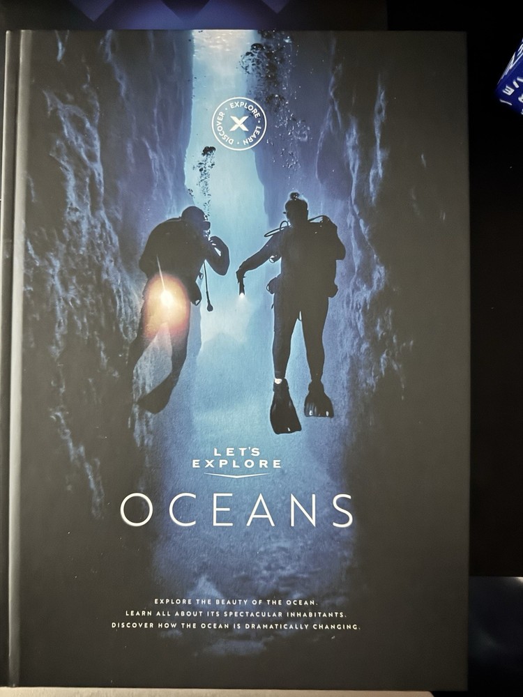 Let's Explore Oceans Immersive Mega Pack Holographic Cube HC Book VR/AR Goggles