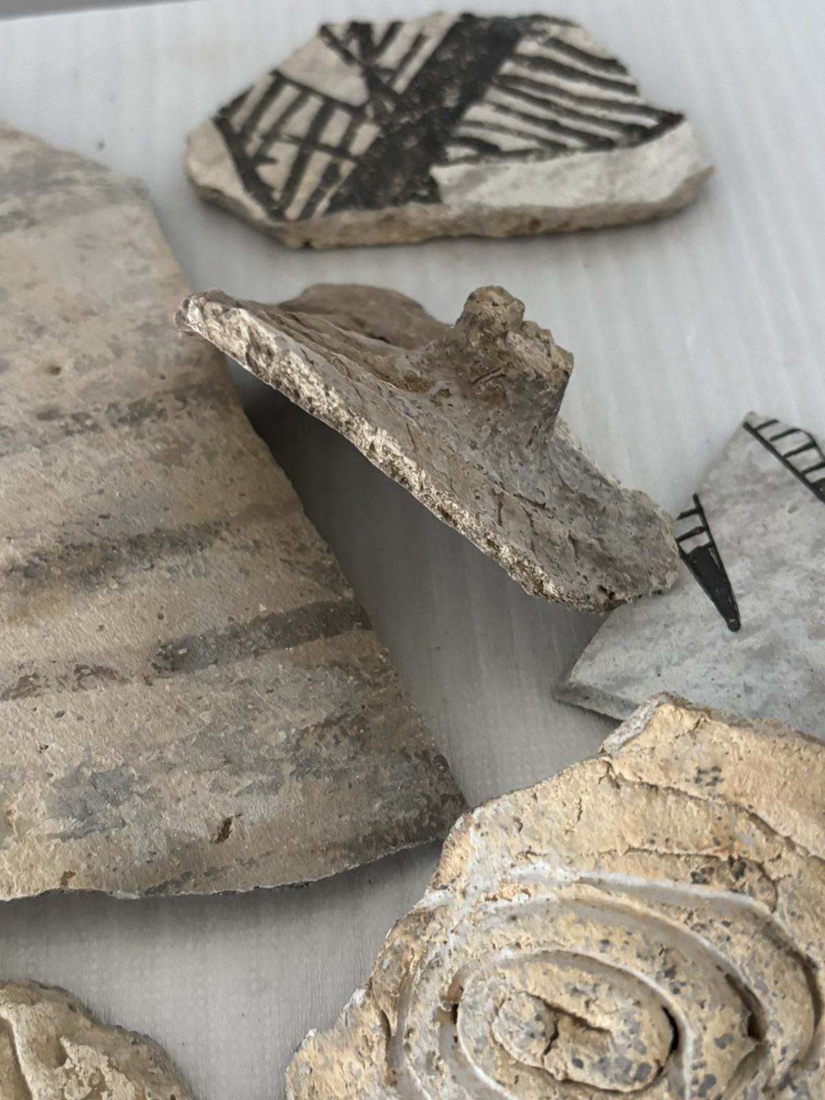 Lot of 7 Large Ancient Anasazi Native American Pottery Shards Arizona L5-D