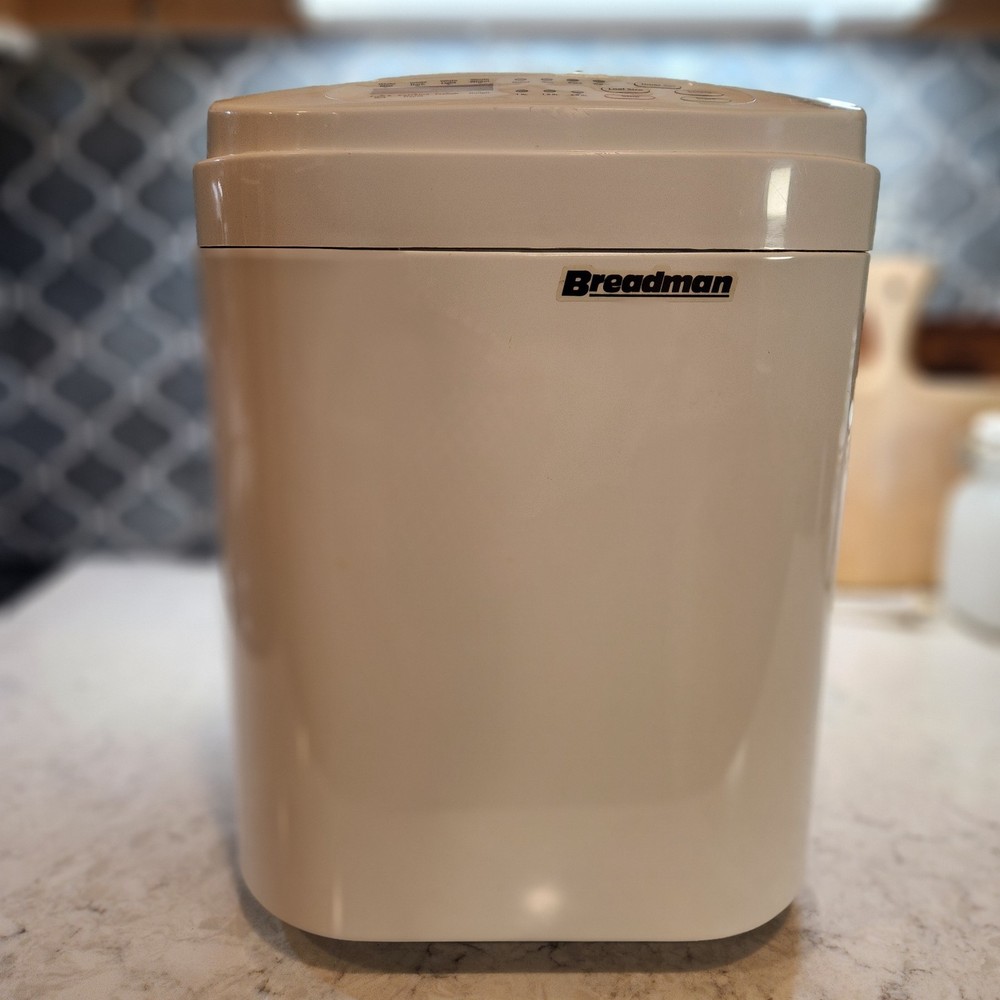 Breadman TR444 Deluxe Rapid Automatic Breadmaker Machine Bread Maker-1-1.5-2Lbs