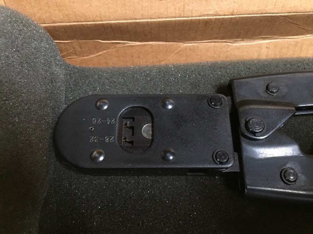 AMP 90071-4 Crimp Tool