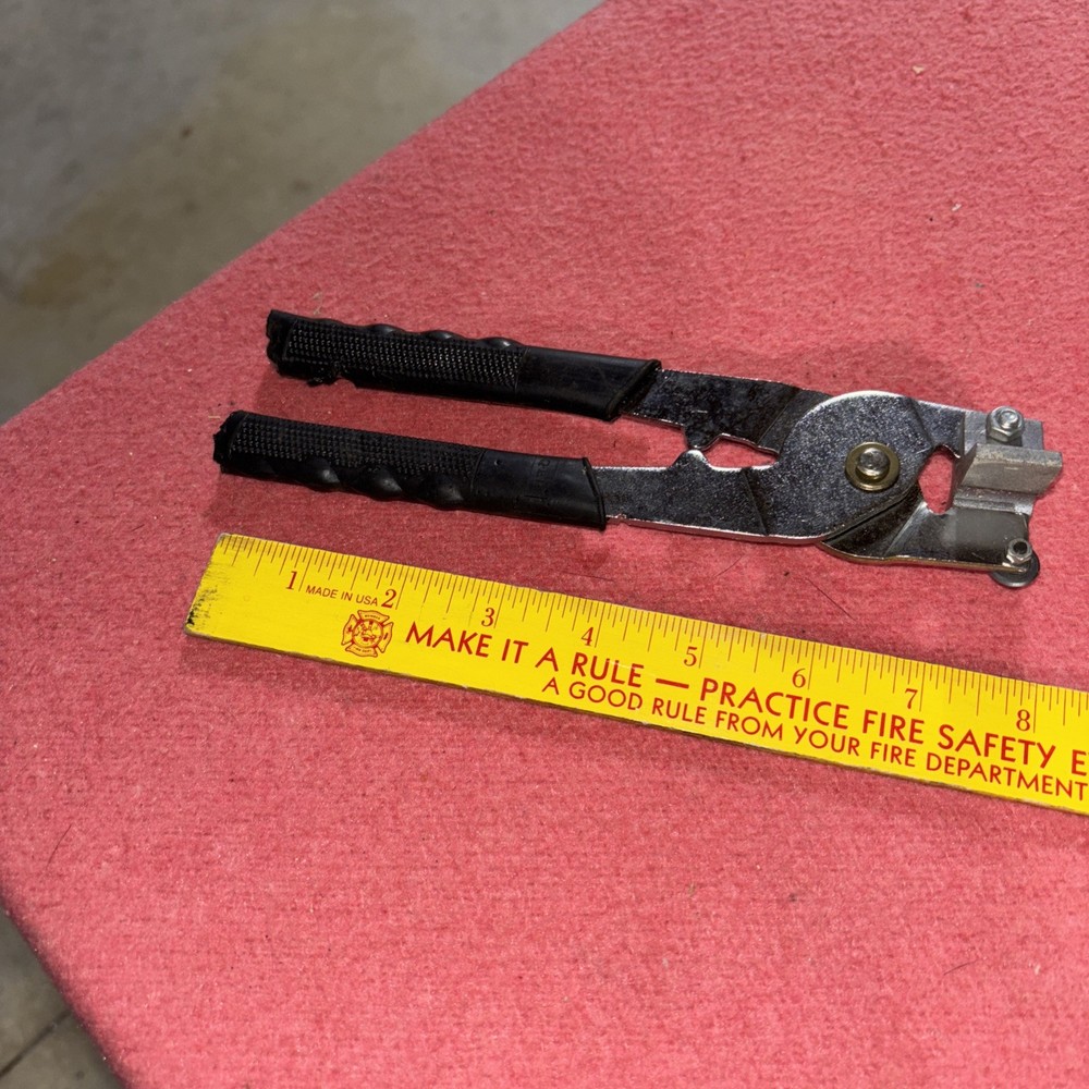QEP HAND HELD Tile CUTTER MANUAL