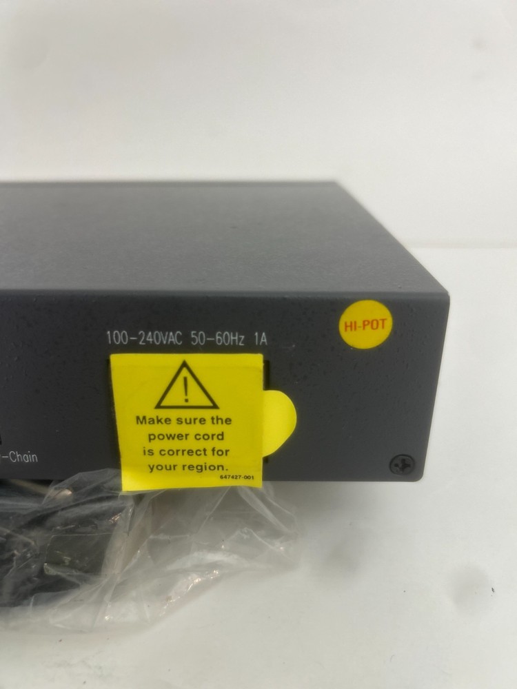 Intel Express Standalone Hub 100Base-TX Class II repeater EE100TX8 Unused