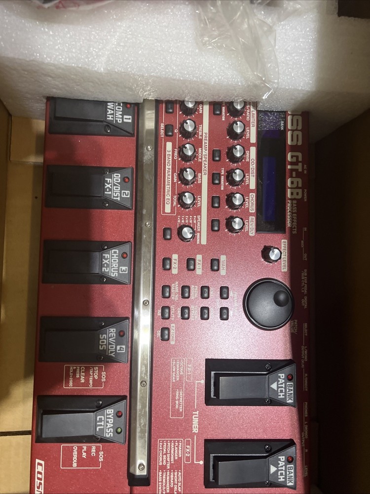 Boss GT-6B Bass Effects Processor Red