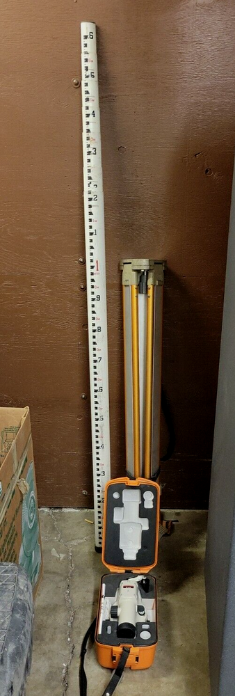 Nikon AP-8 Automatic Level 28x Magnification 360 Degrees, Tripod, Grade Tool